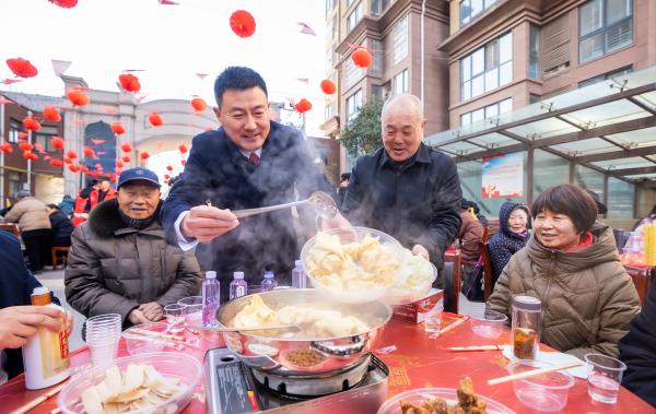 谈球吧官方西平县破解乡村“十化”成绩之乡风粗俗化(图4)